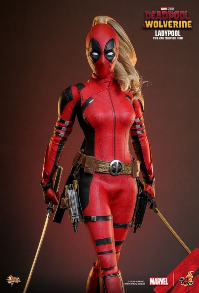 Hot Toys Marvel Comics Deadpool & Wolverine - Lady Deadpool